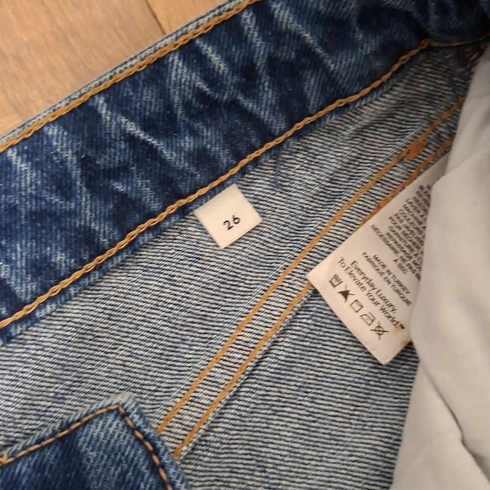 Denim Forum Classic Blue Cigarette/Straight-leg Jeans (Size 26 x 31) - Picture 7 of 8